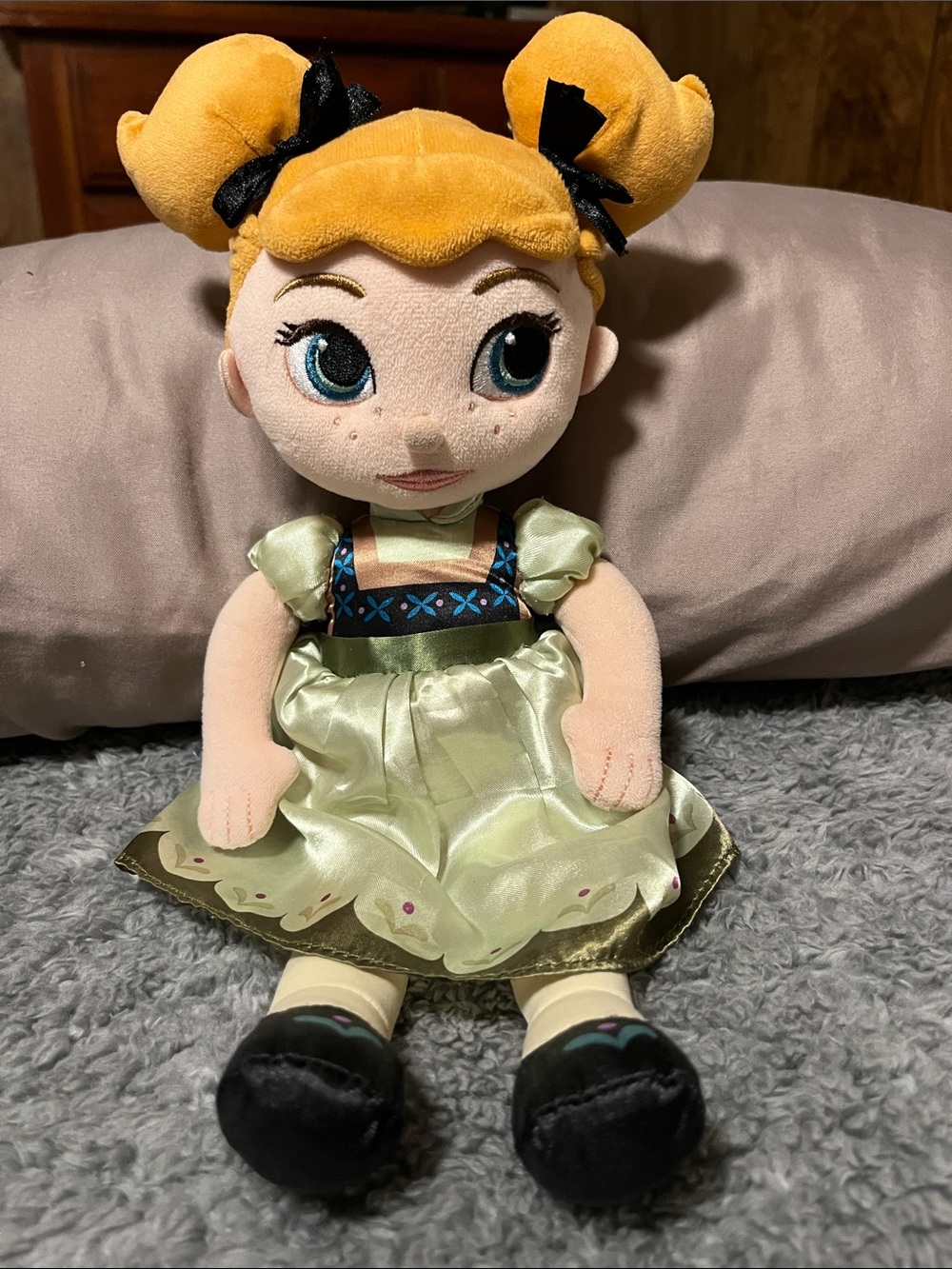 Disney Store Plush Doll Frozen Young Anna Soft Toy Doll light green dress